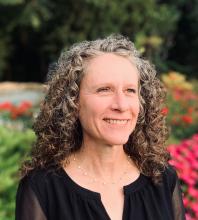 Headshot of Donna Hetrick